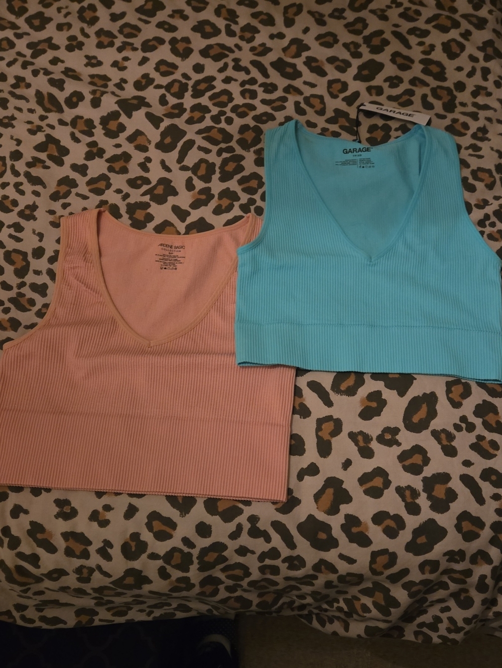 COLOURFUL CROP TOP BUNDLE X 2